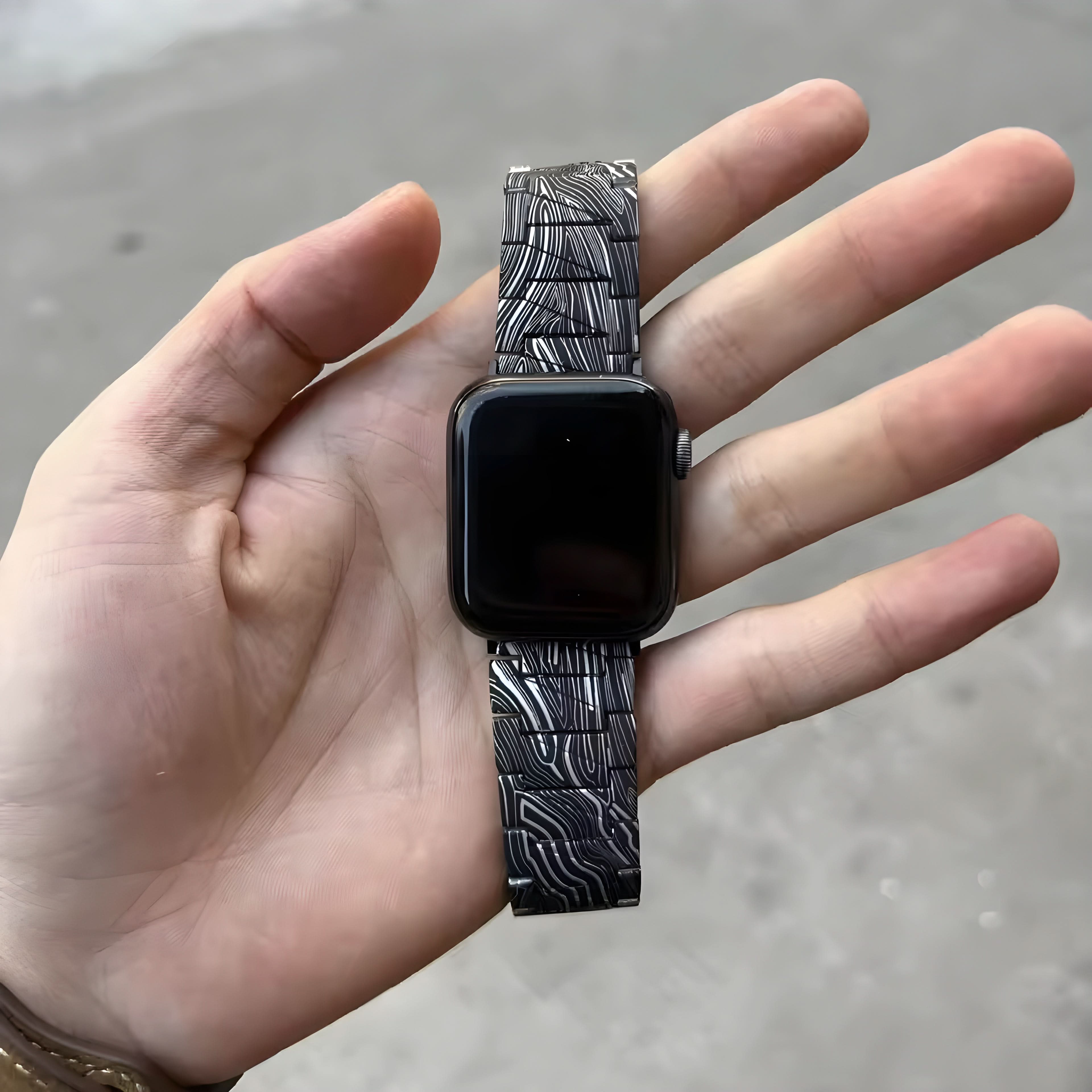 CarbonEdge™ – Premium Kohlefaser-Muster Armband für Apple Watch (38–49 mm) – Für Series 1–11, SE (1.–3. Gen.), Ultra, Ultra 2 & Ultra 3