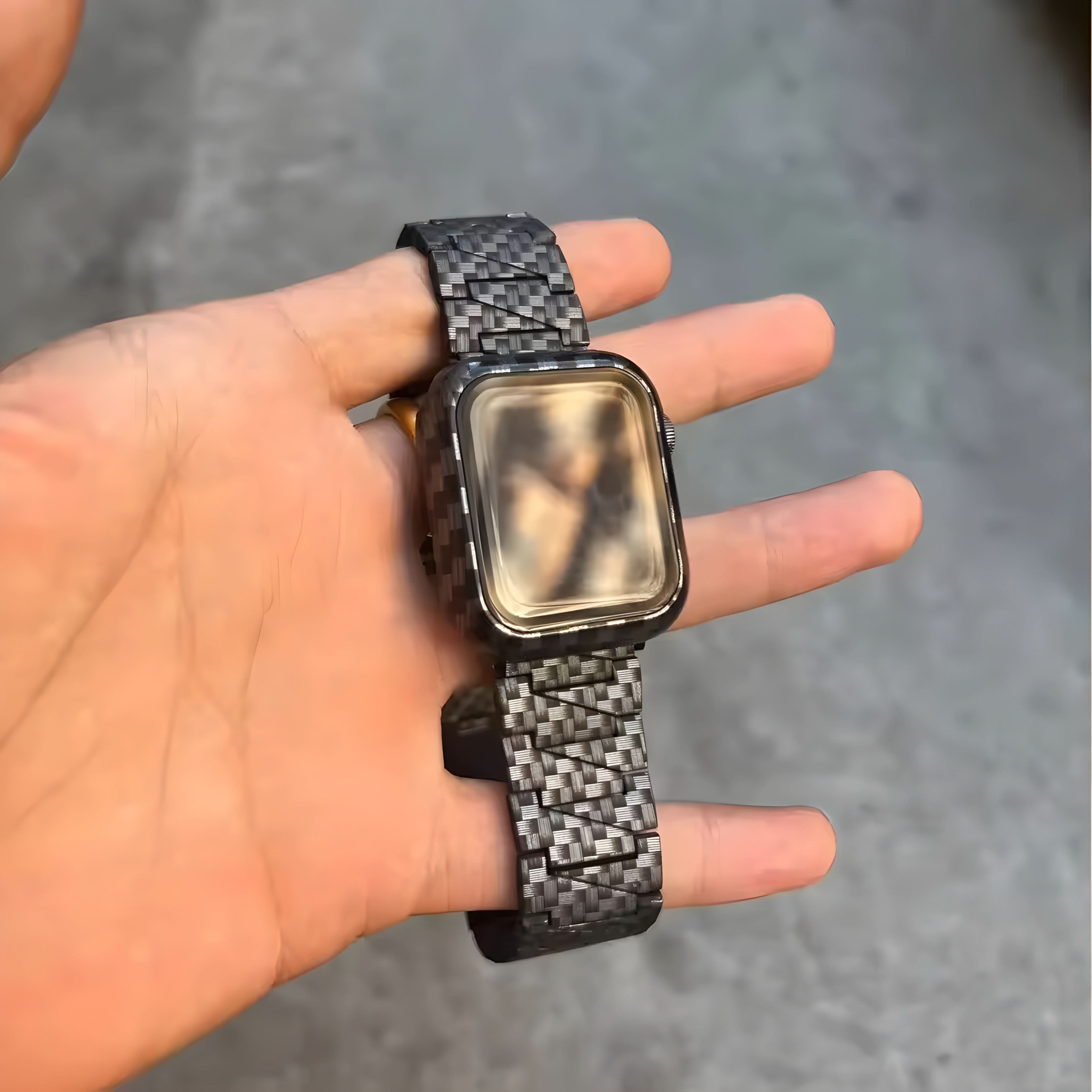 CarbonEdge™ – Premium Kohlefaser-Muster Armband für Apple Watch (38–49 mm) – Für Series 1–11, SE (1.–3. Gen.), Ultra, Ultra 2 & Ultra 3